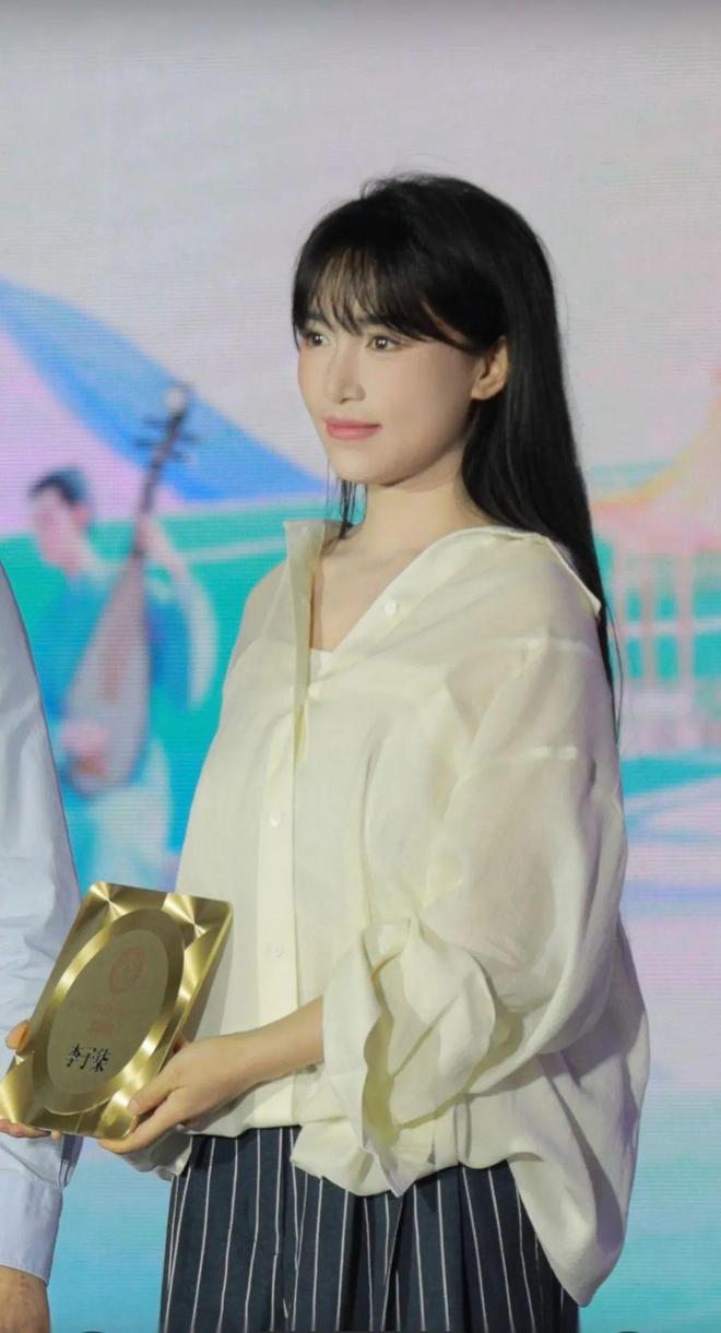 李子柒有新身份！(图3)