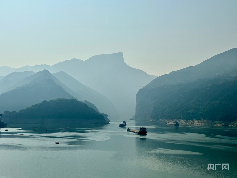 【文化范 游大江】重庆：千年巴渝擎文脉 数字新潮入江来(图1)