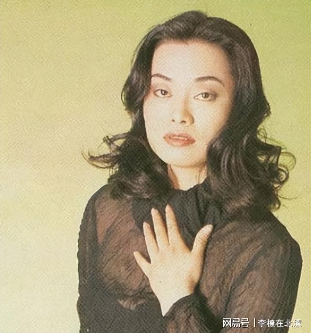 62岁毛阿敏放弃260亿遗产展现真正人间清醒生活态度(图11)