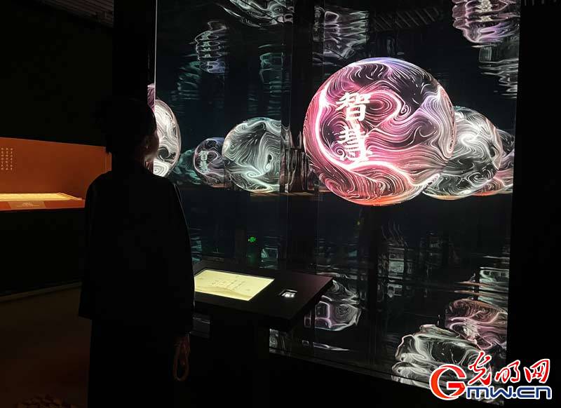 “既往未来——小西天文物撷珍与悬塑艺术特展”开展 数字技术让小西天“活”起来(图4)