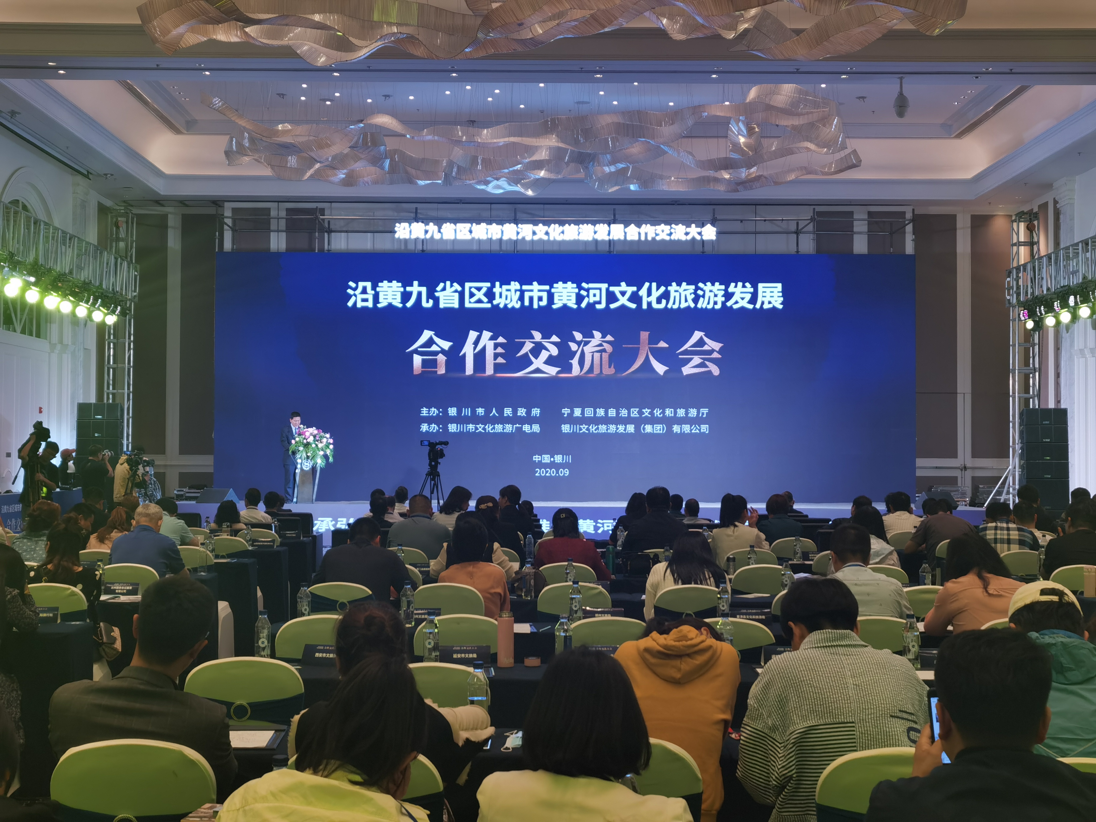 从“大湾鸡”到电竞粤超看广东文化如何劲到飞起(图1)