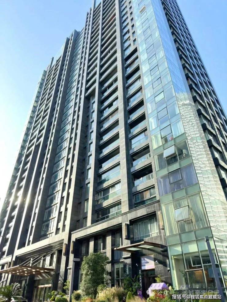 白金湾府邸营销中心官网│2026白金湾府邸售楼处-楼盘价格户型地址物业电话环境配套交房时间官方电话(图1)